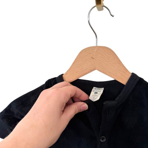 Kate Quinn Long Sleeve Sport Union Suit Velour One Piece Boys Black Size 6-12 M - Picture 5 of 7